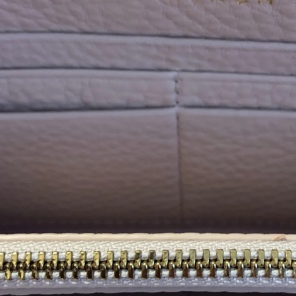 Tory Burch light pink/ cream Leather long zipper wallet with Gold Logo - Picture 7 of 8